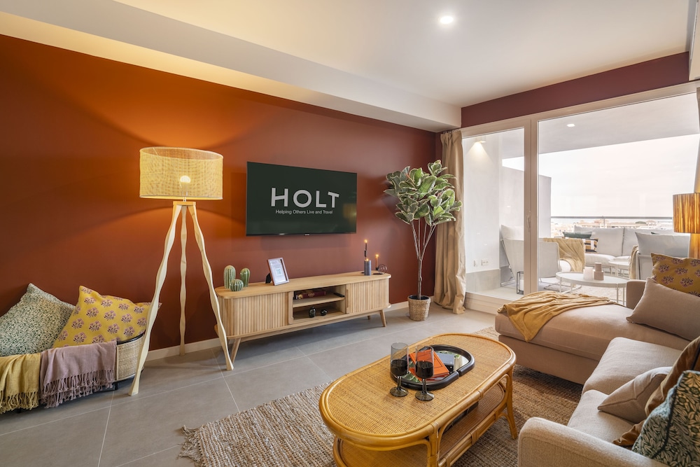 Gran Canet 2BR - Sea Views, Pools & Gym view 2