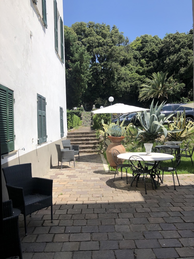 Villa Shelley Boutique Hotel