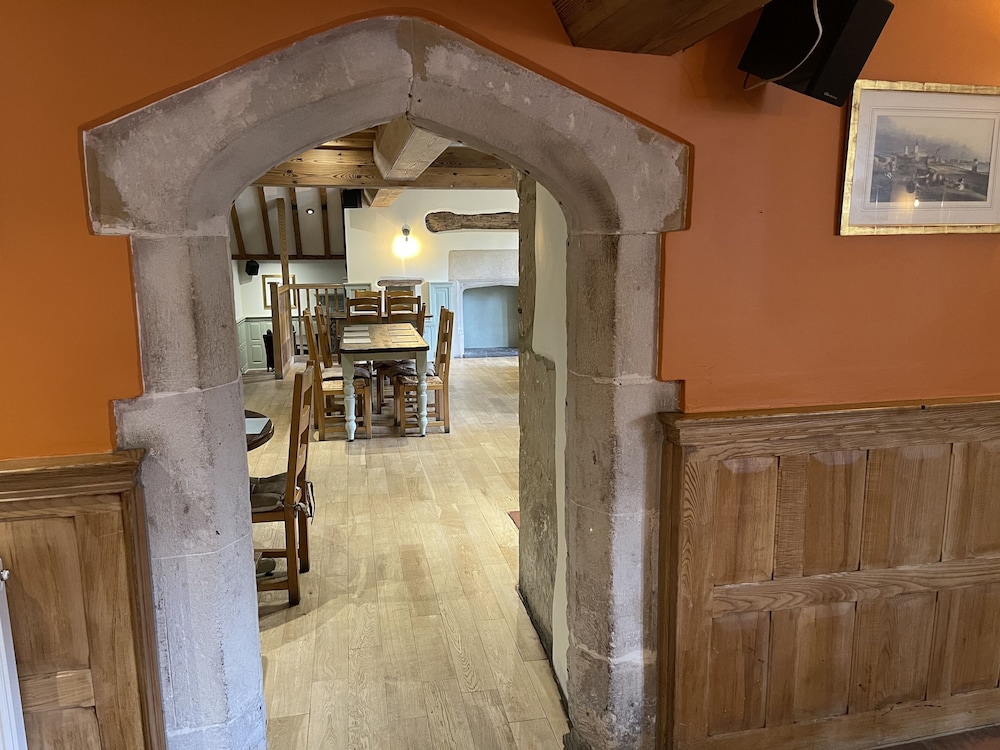 Shepton Mallet Vacations - The Thatched Cottage Inn - Property Image 16