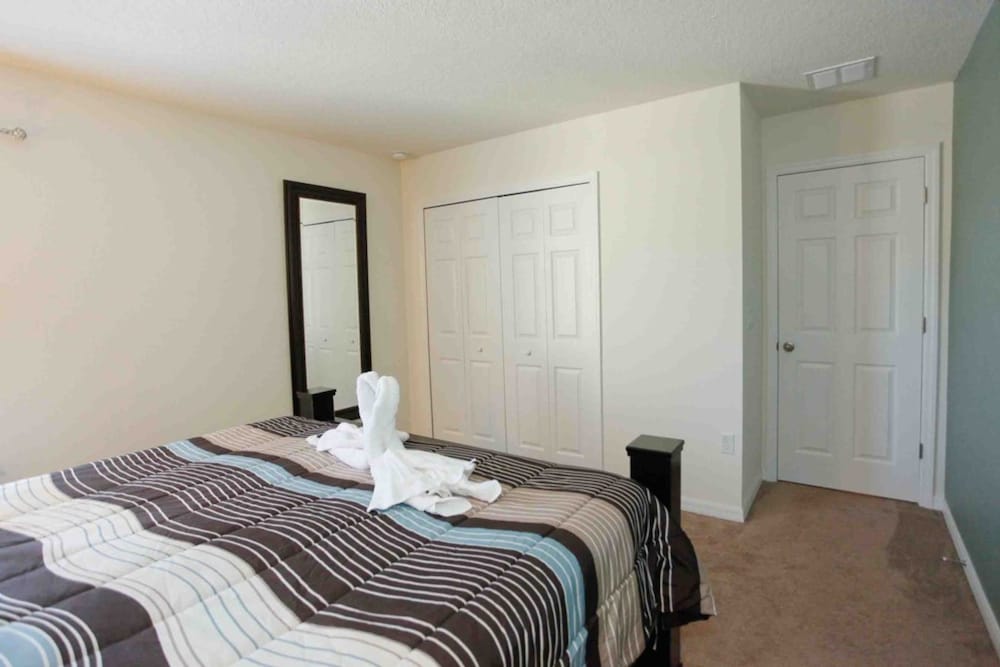 Veranda Palms 2669 - Image 2