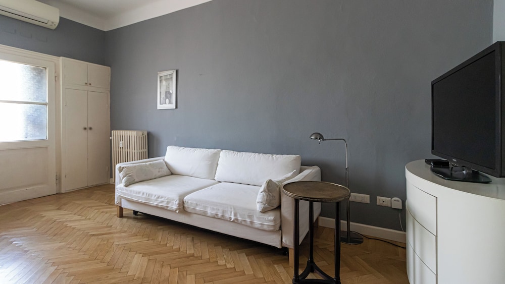 Italianway - Rosmini 13 B