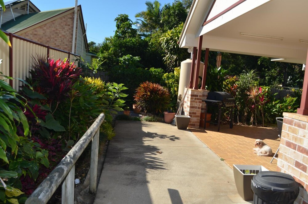 Redland Bay Motel
