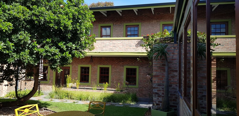 Port Del Mar Luxury Guesthouse
