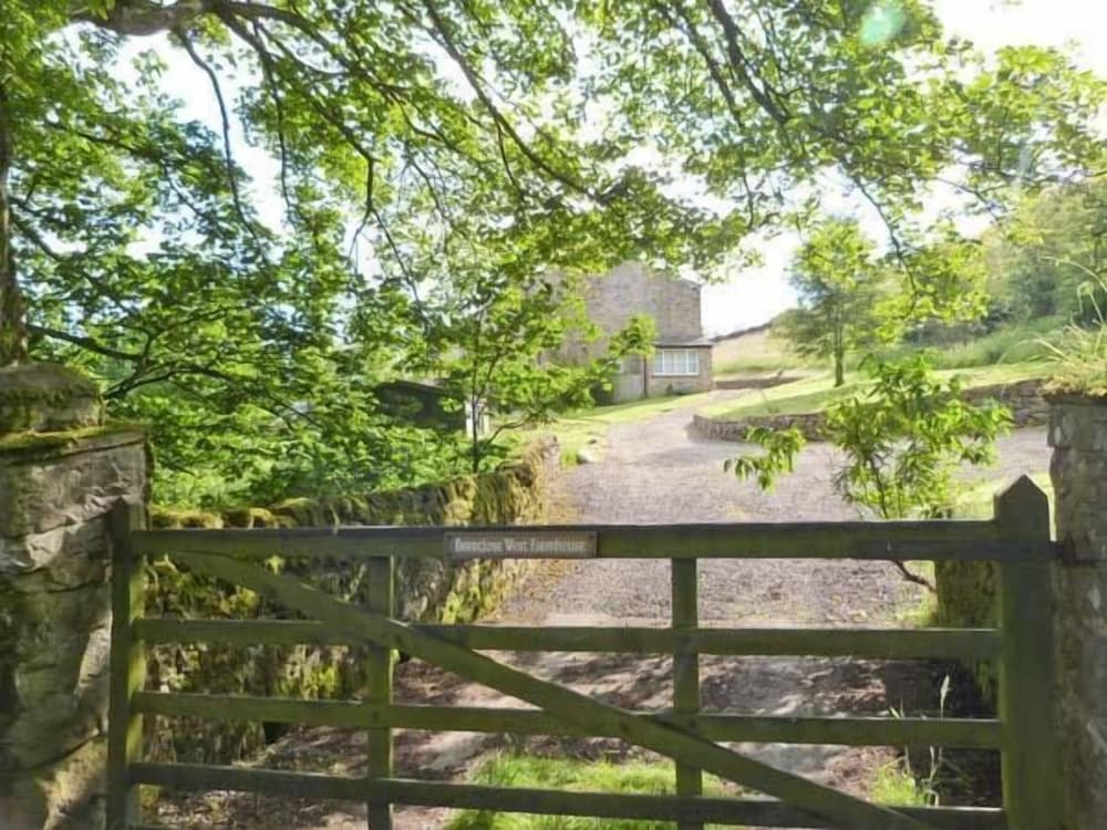 Deerclose West Farmhouse