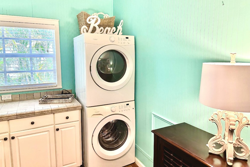Key West Cottage w/ Beautiful Pool Oasis! view 5