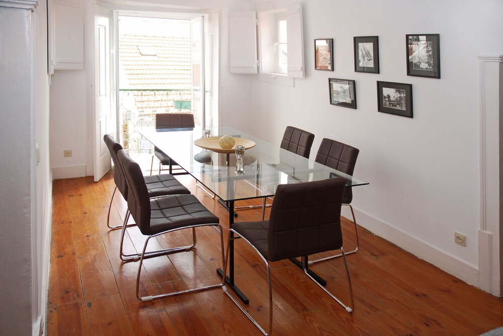 Bairro Alto Apartments by linc