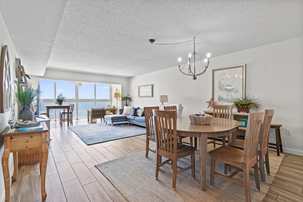 Edgewater West 65