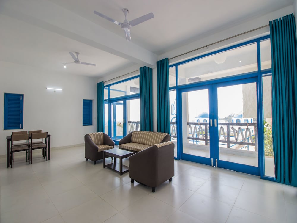 OYO 11900 Home Exotic 3BHK Bambolim