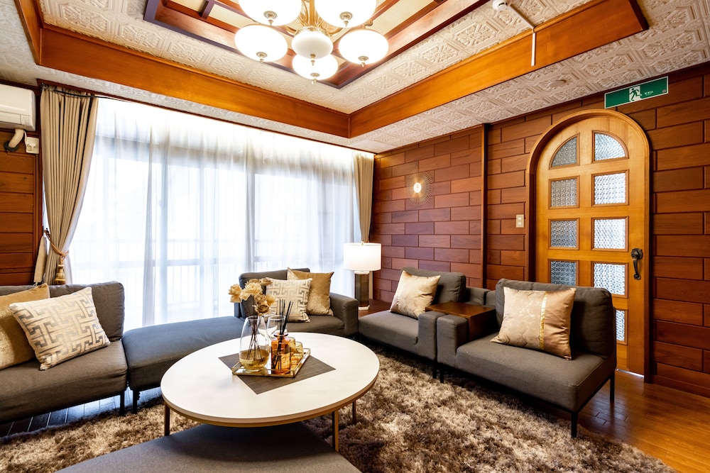 Naha House