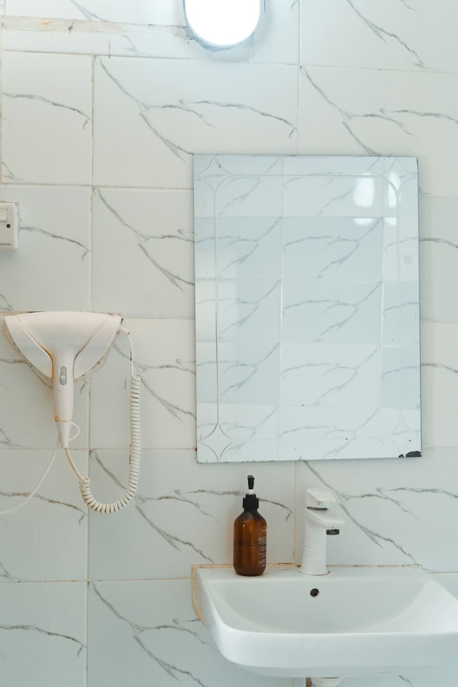 Breflection Spa and Hostel