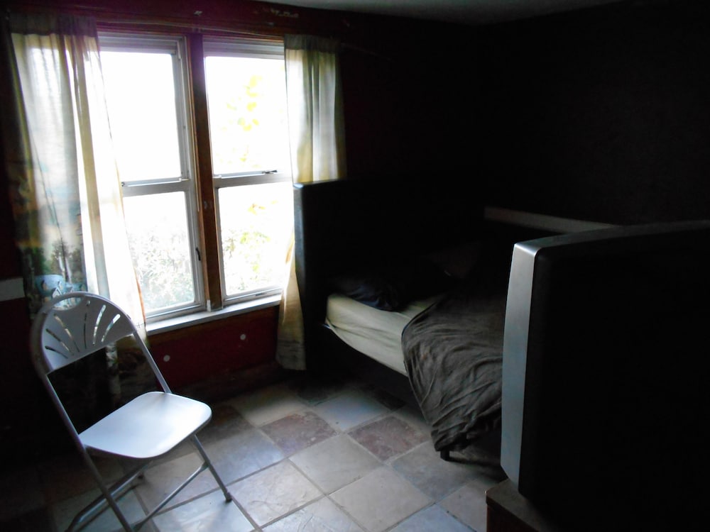 Nelsonville Hotel - Hostel - Property Image 27