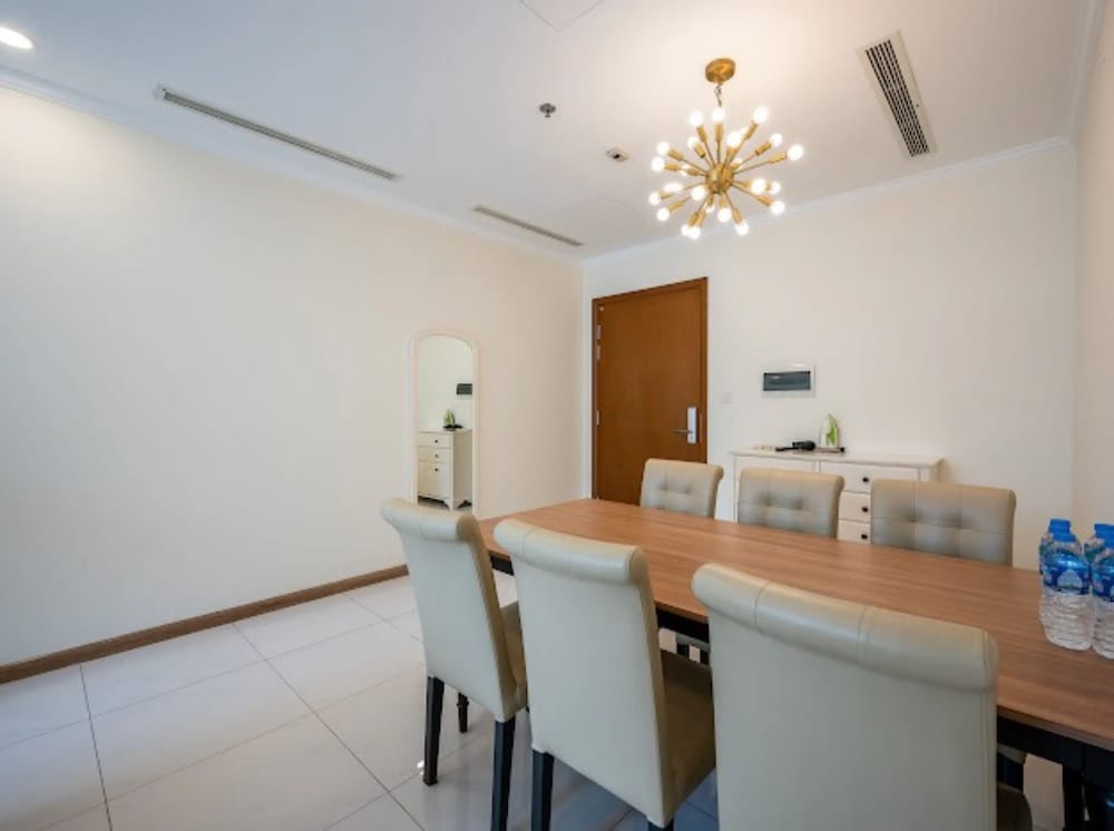 Somi Luxstay LP