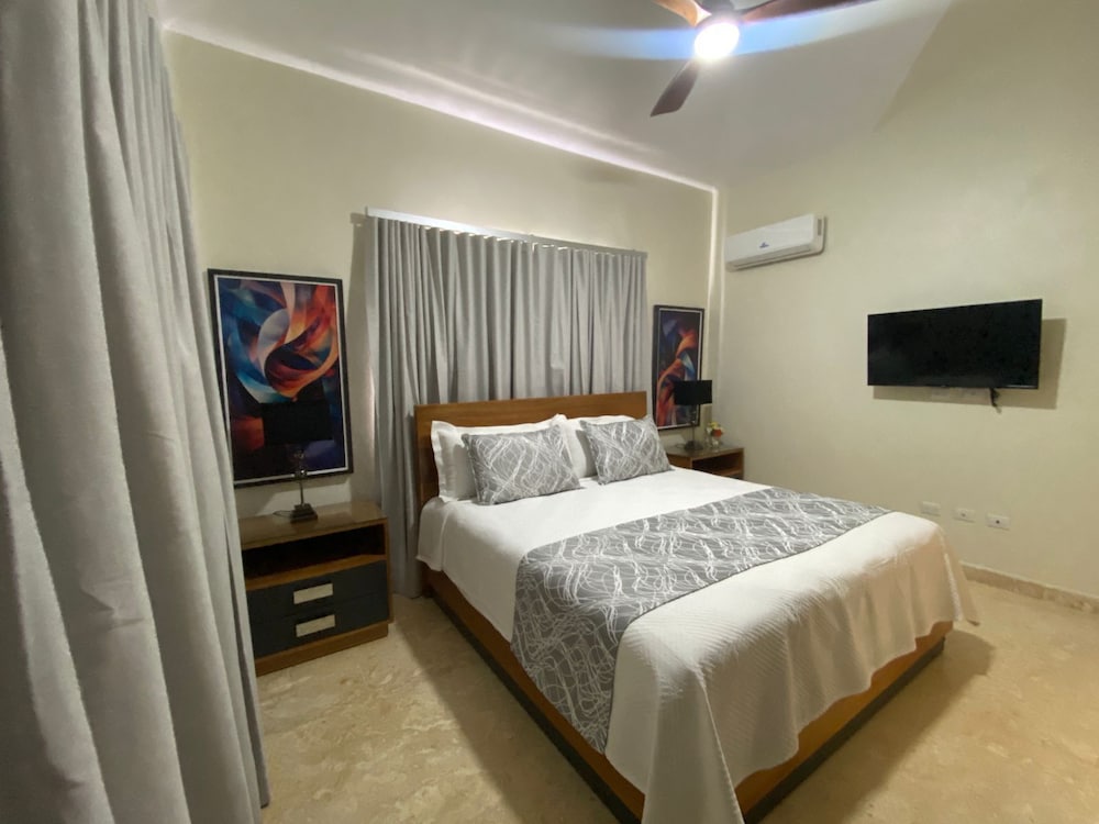 Luxury 5 Bedrooms Villa in Hispañola -sosua