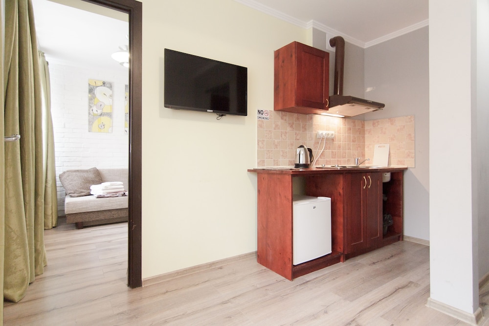 Art Suites Underpub