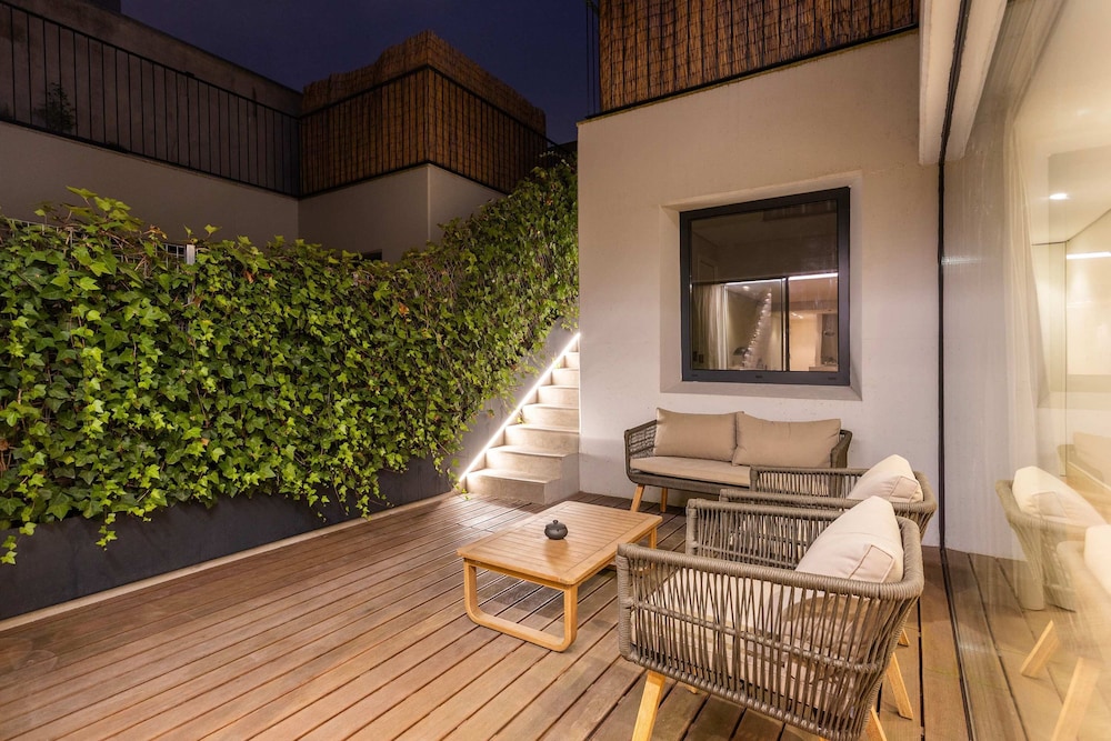 Liiiving in Porto - Pool Paradise Apartment B