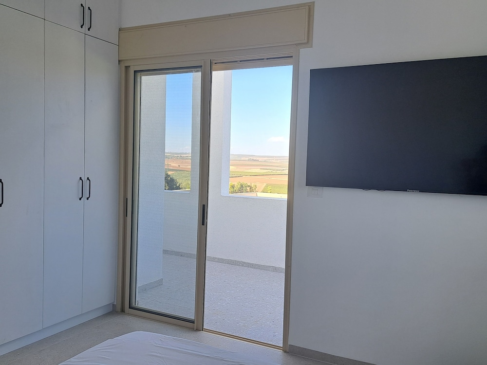 Mount Tabor Home by Sea N' Rent view 5