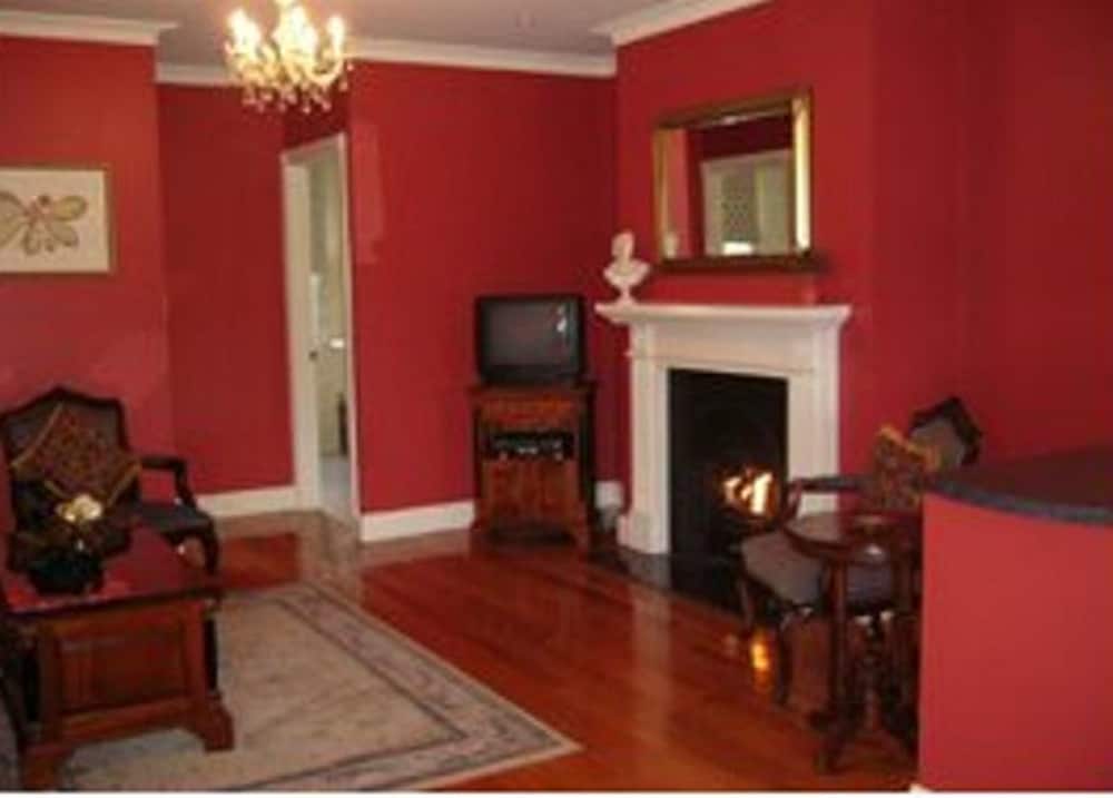 Aldermere Estate