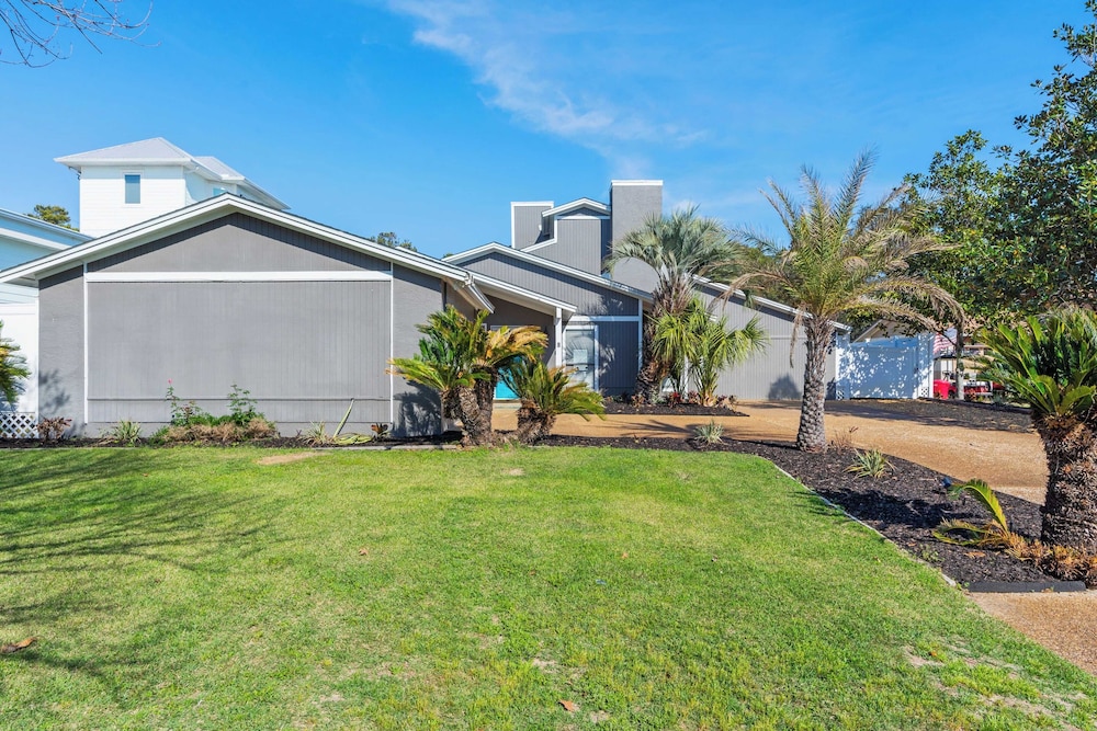 Stylish Panama City Home w/ Pool, Tiki Bar, & Walkable Beach Access