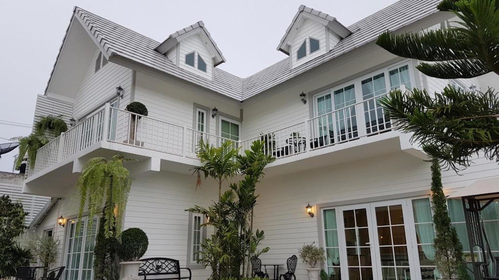 Vanida Antique Home