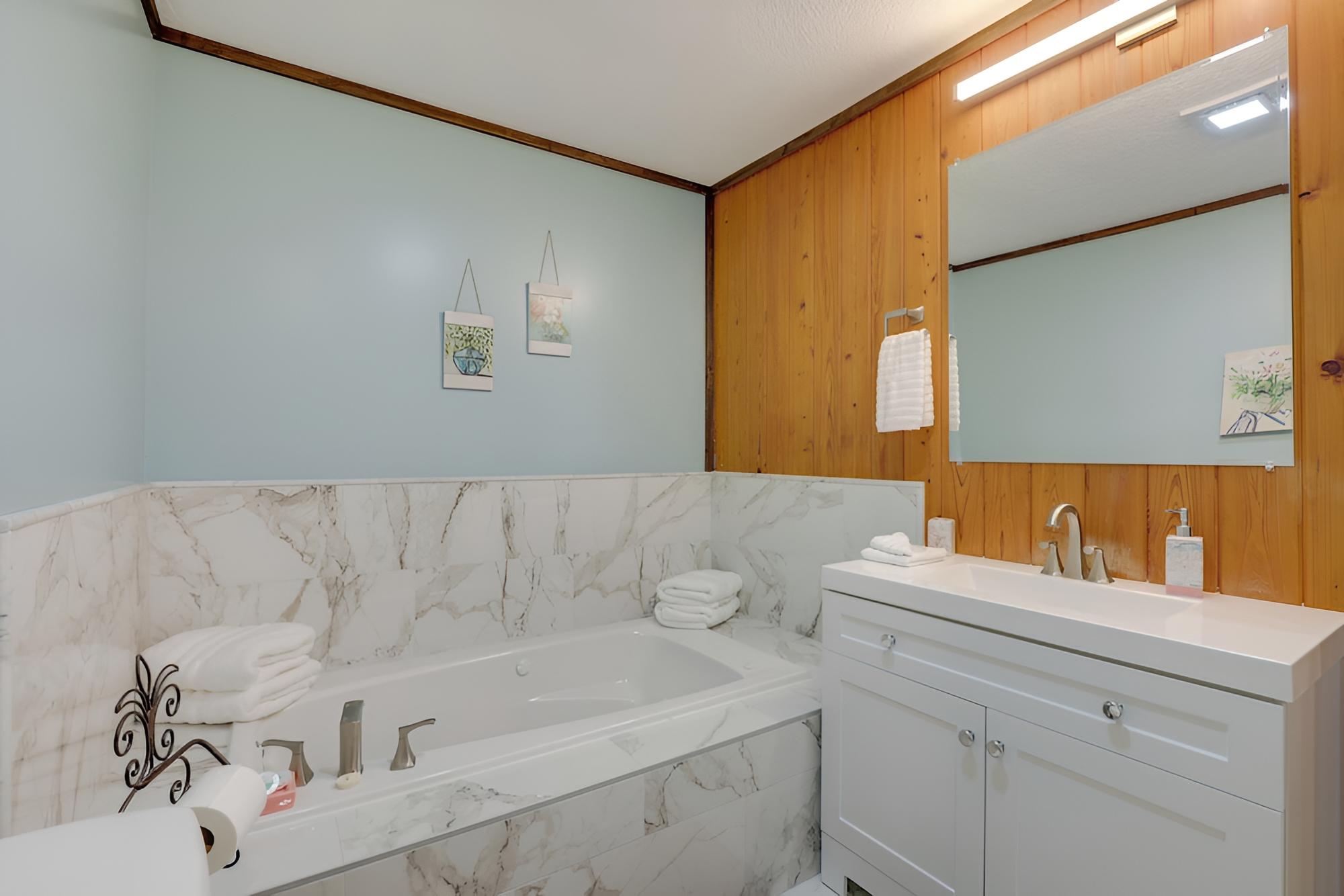 Historic St Augustine Bungalow: Walk to Beach view 5
