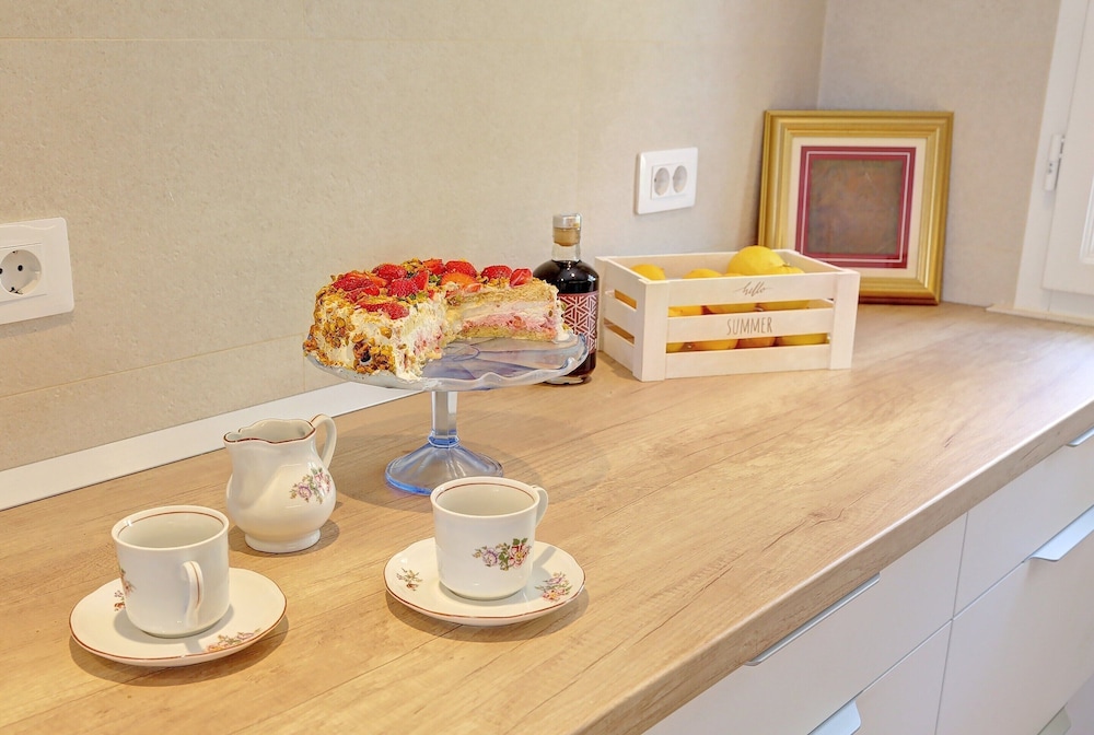 Vicina Summer Apartments - One Bedroom Apartment With Sea View