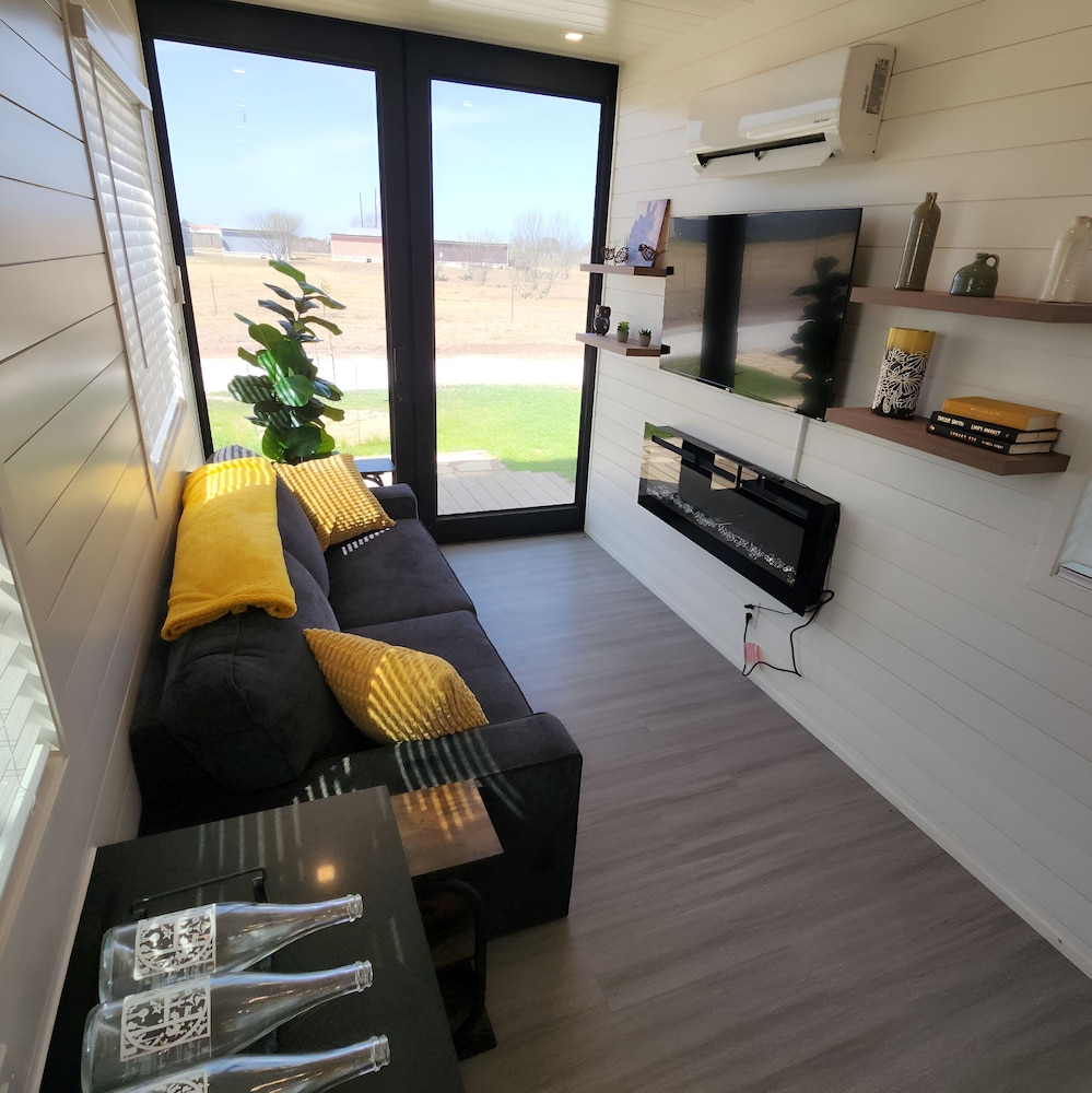 Unit 8 Sonoma Depot California Wine Retreat