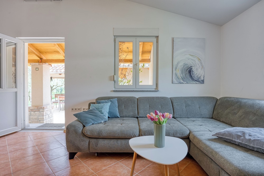 Casa Oliva Kim Marie