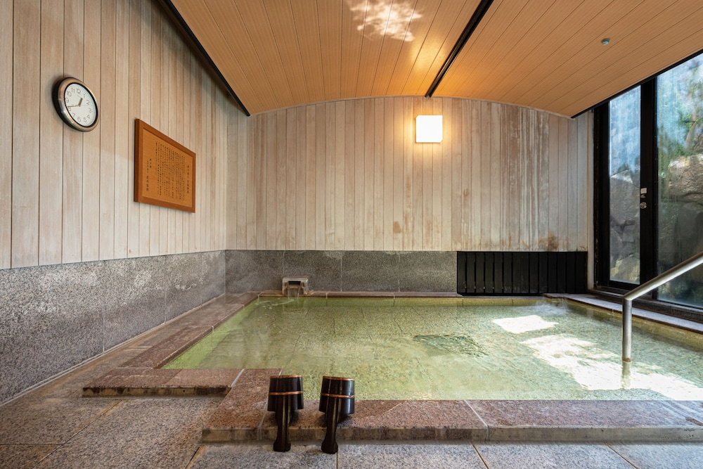 Miyajima Kinsuikan