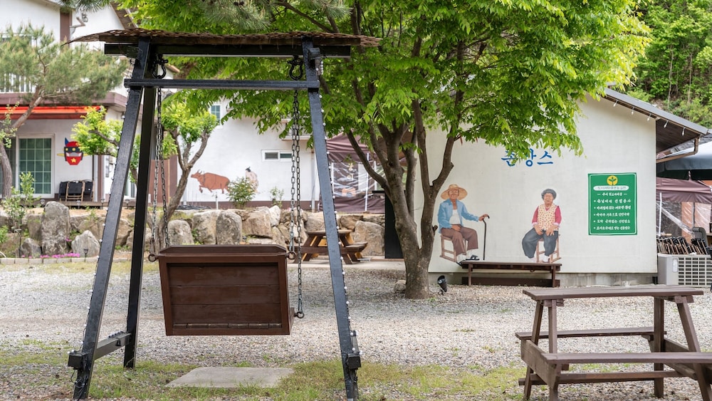 Gapyeong Iris Pension