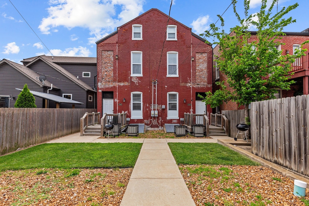 St Louis Vacations - Alluring City Escape Right JZ Vacation Rentals - Property Image 6