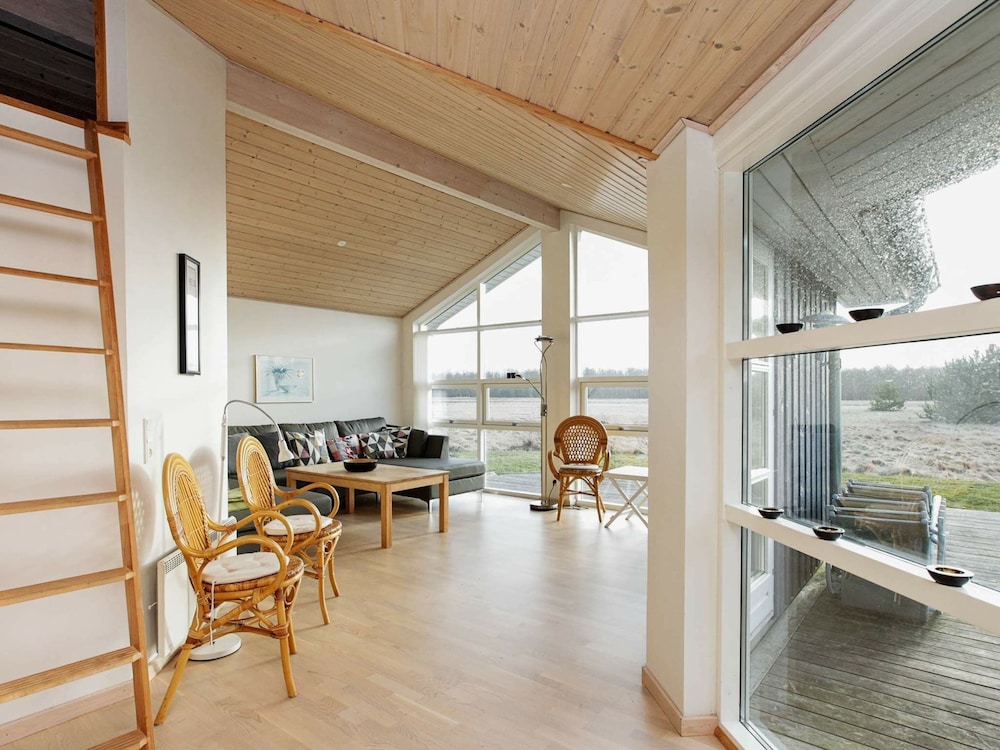 Luxury Retreat in Bratten - By Traum Ferienwohnungen view 4