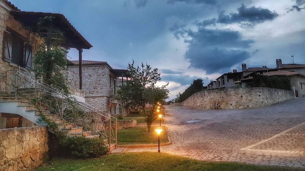 Luxurious Stone House in Elani