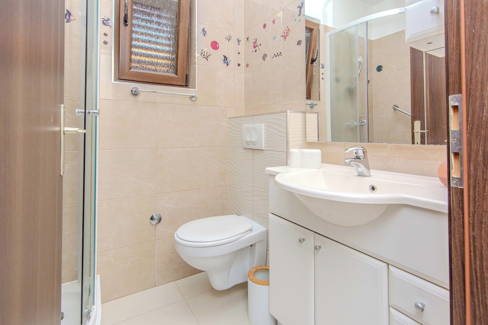 Holiday home Suric