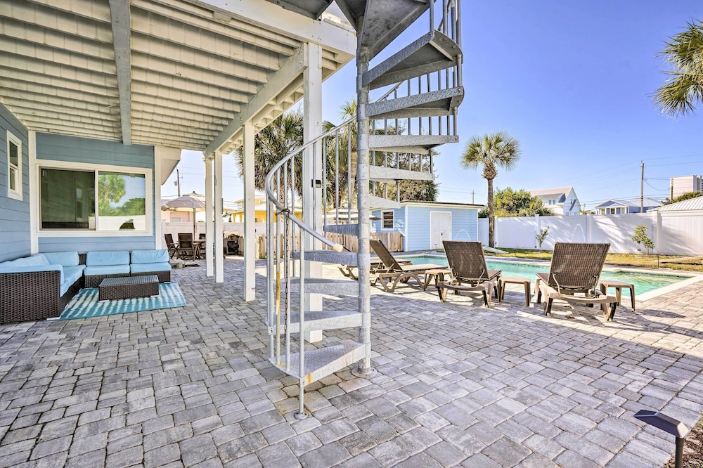 Gulf Views & Beach Access: Pet-friendly PCB Home