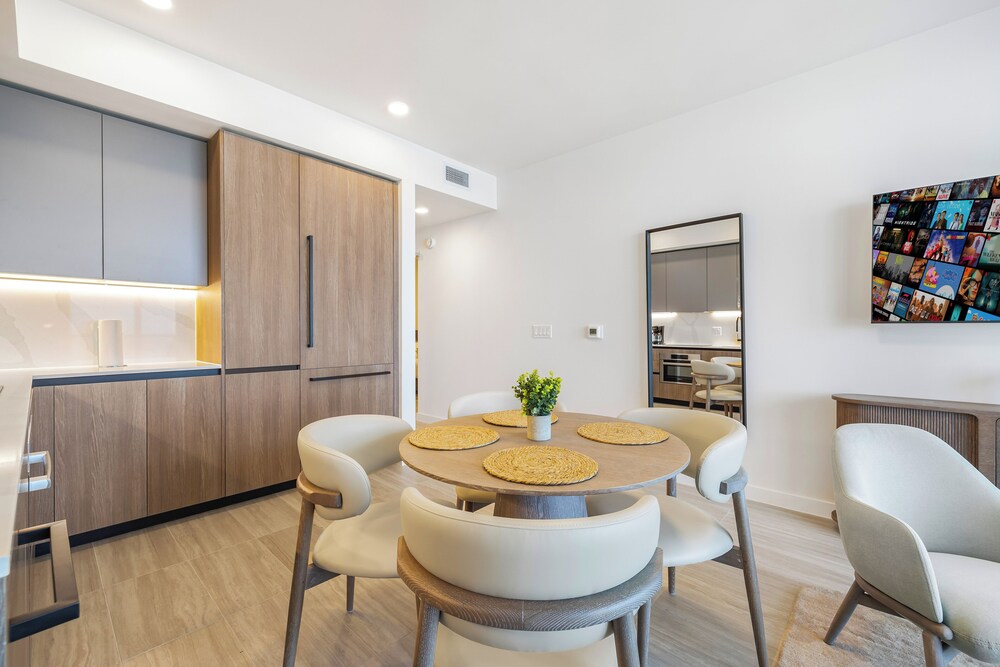 Luxury Condos Near Miami Beach