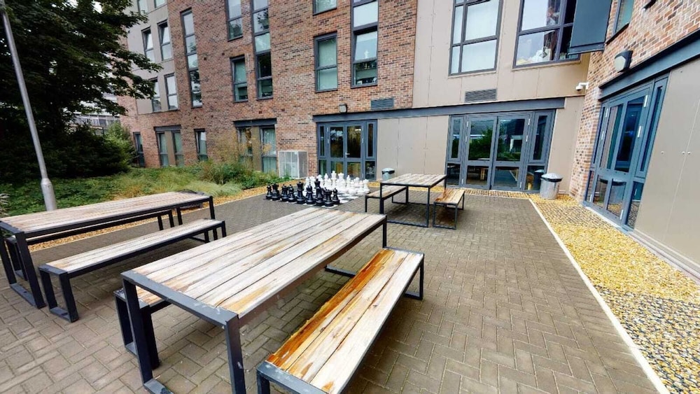 Student Only Collingwood