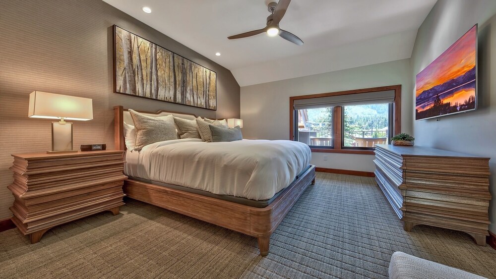 Heavenly Lake Tahoe Ski Resort