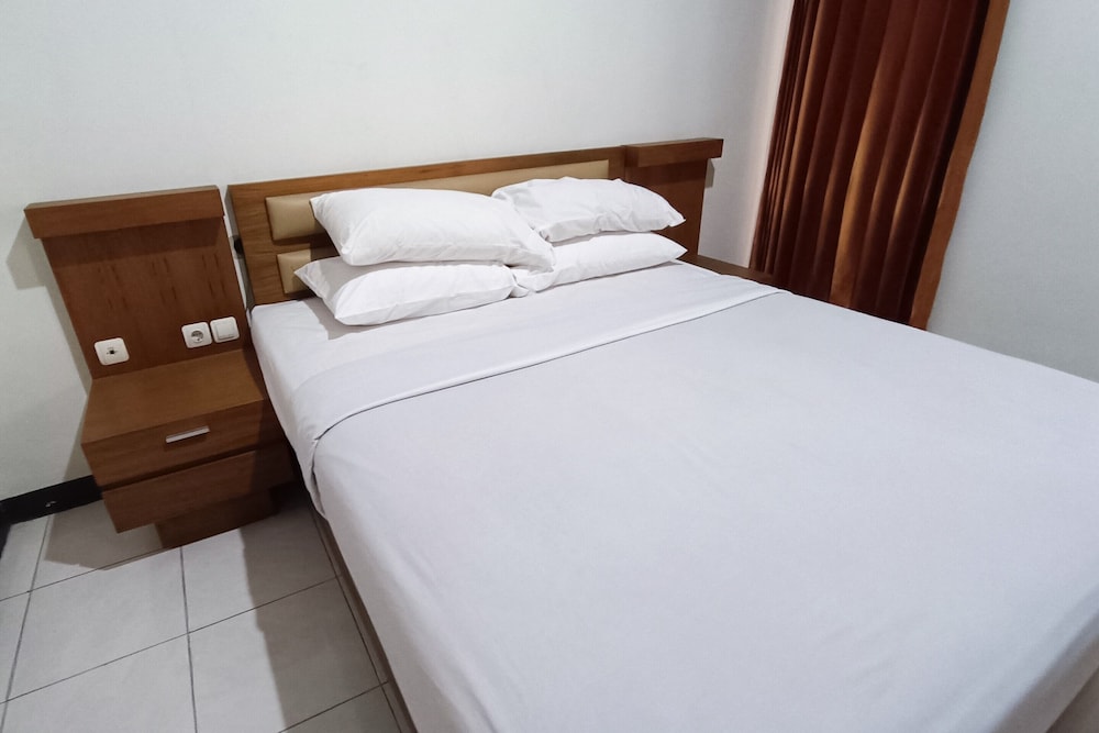 OYO 93885 D'harjo Guesthouse