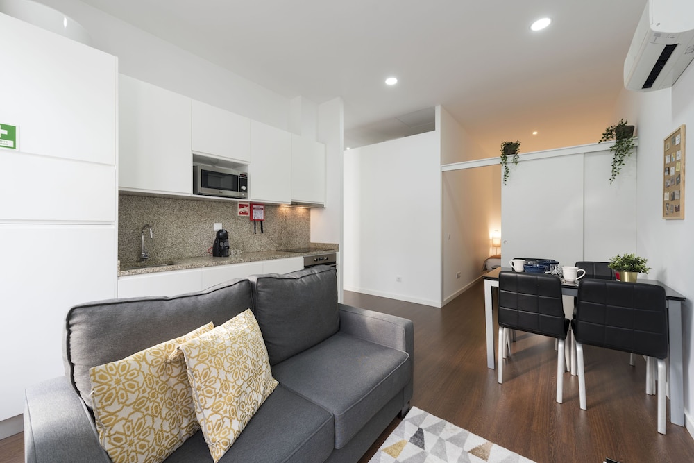Apartment Boavista Roundabout by SweetPorto