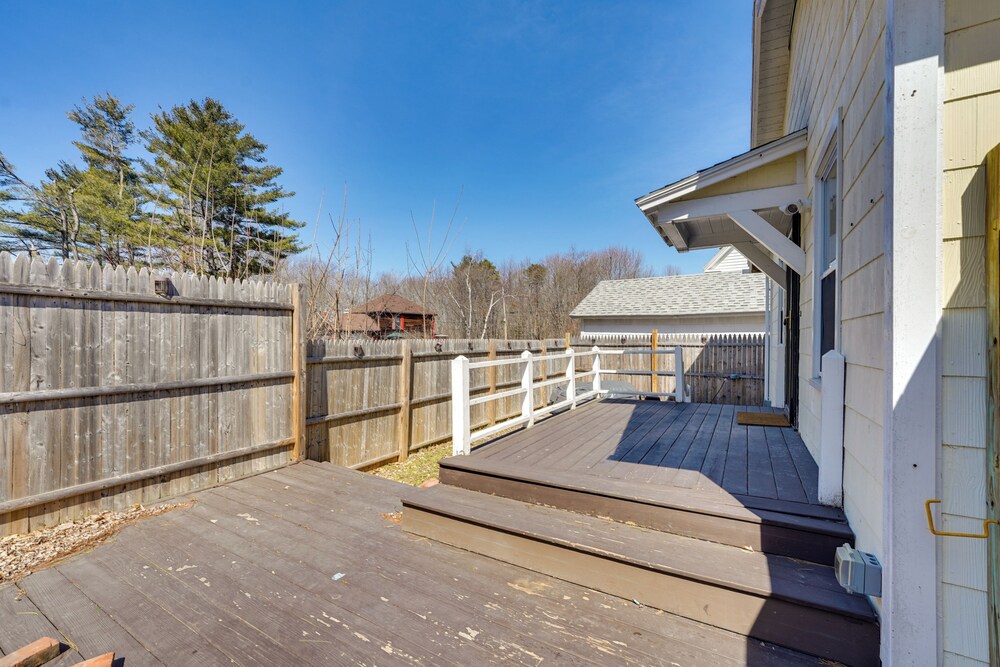 2 Mi to Colby College: Peaceful Home in Waterville