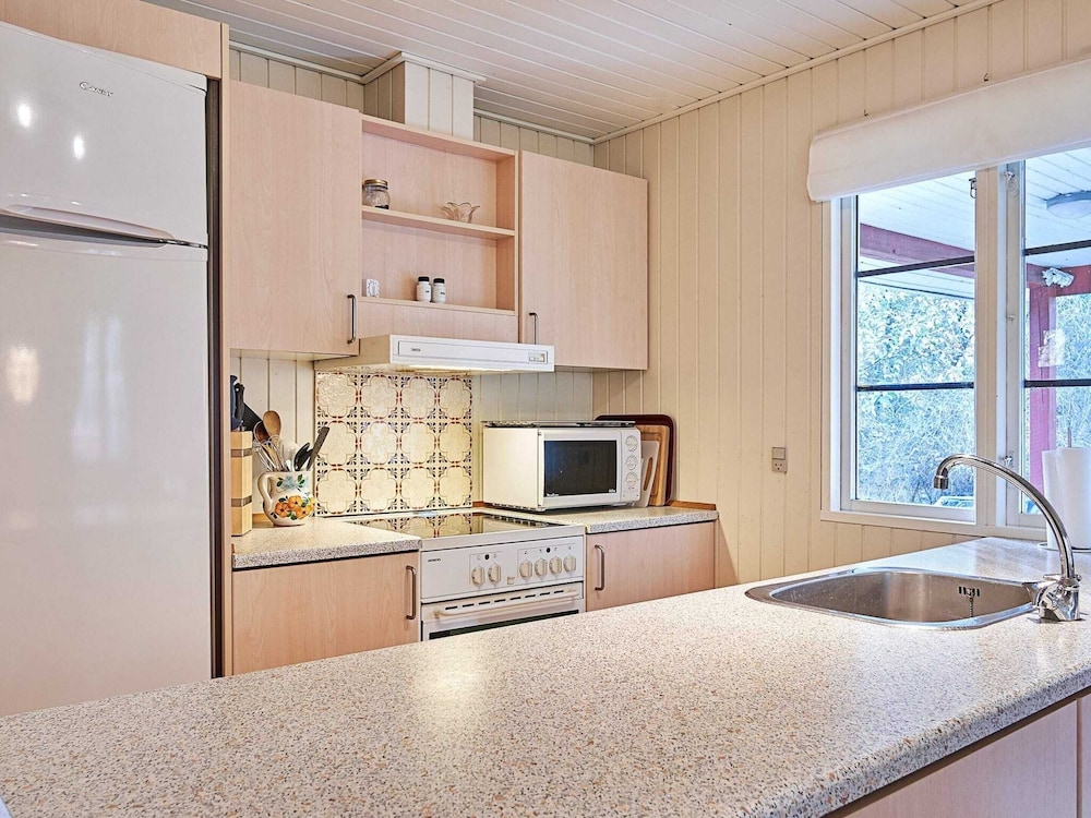 6 Person Holiday Home in Aakirkeby view 3