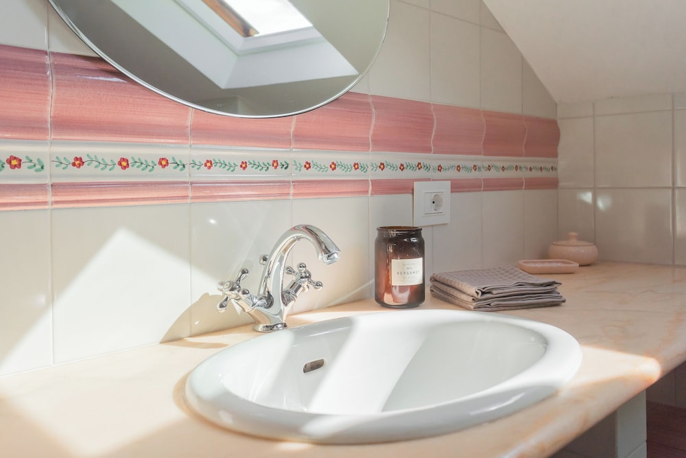 Emily's Holiday House - Authentic Lake Como by Rent all Como
