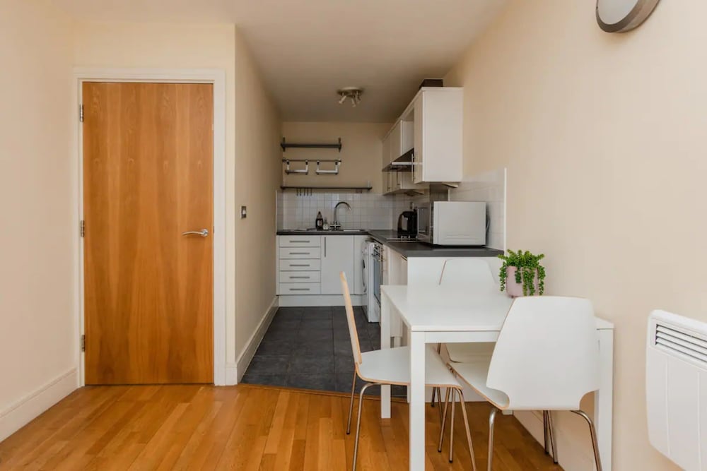 Vivid Apartment in Central London