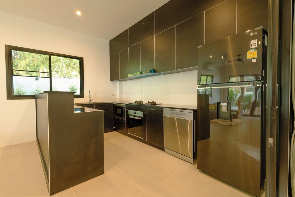 Samui Paradise Pool Villa by Sea N' Rent