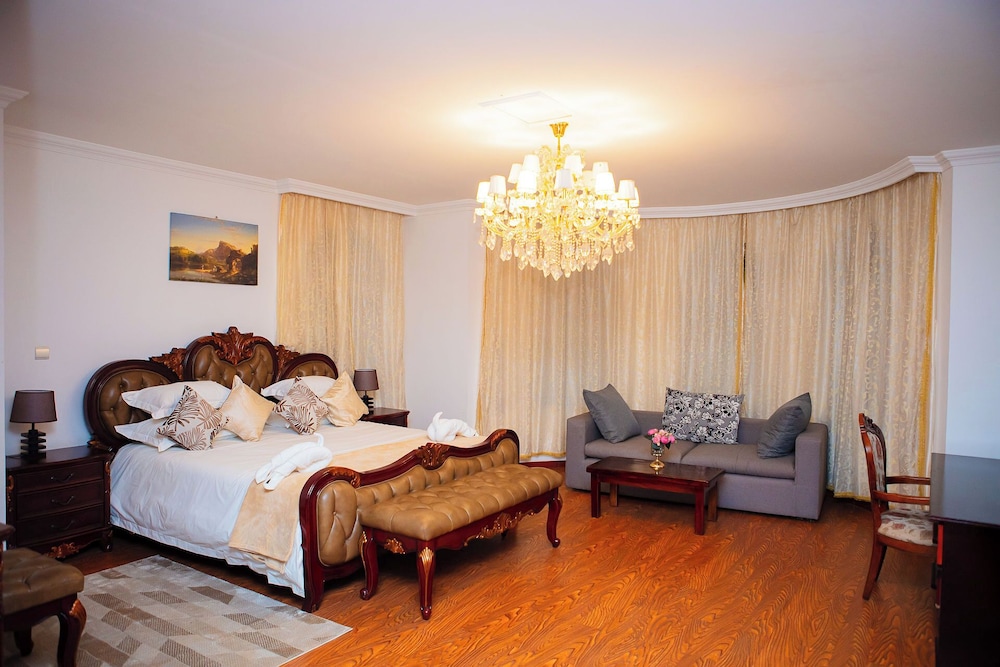 Golden Palm Hotel Boutique