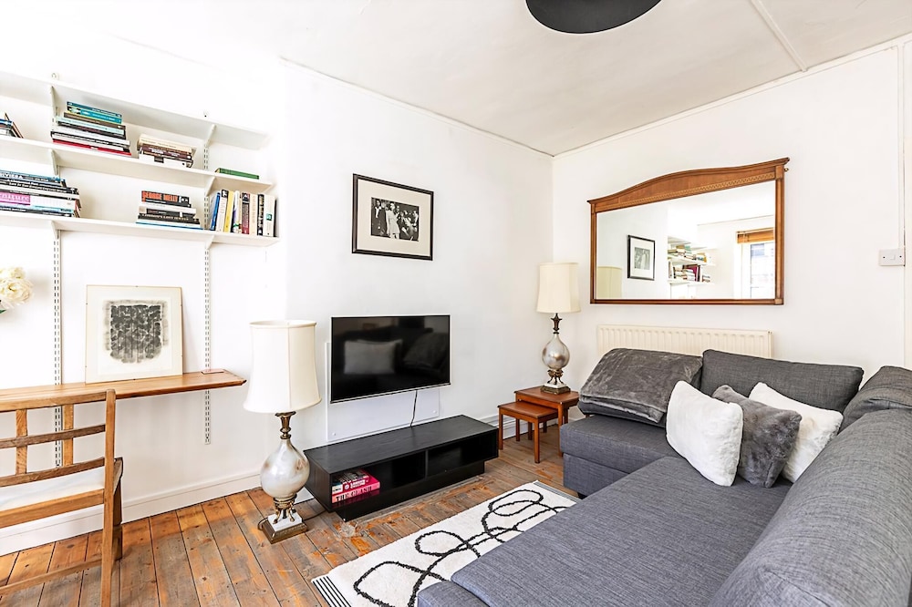 Sich - Warm & Inviting Flat by Liverpool Street