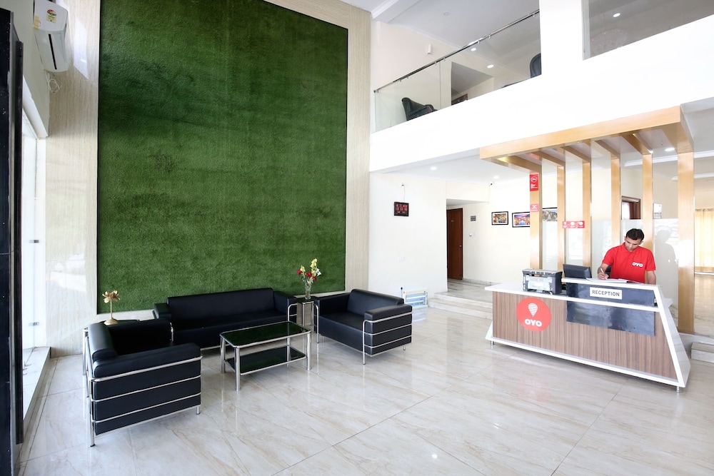 OYO 12767 Hotel Grand Chinar view 4