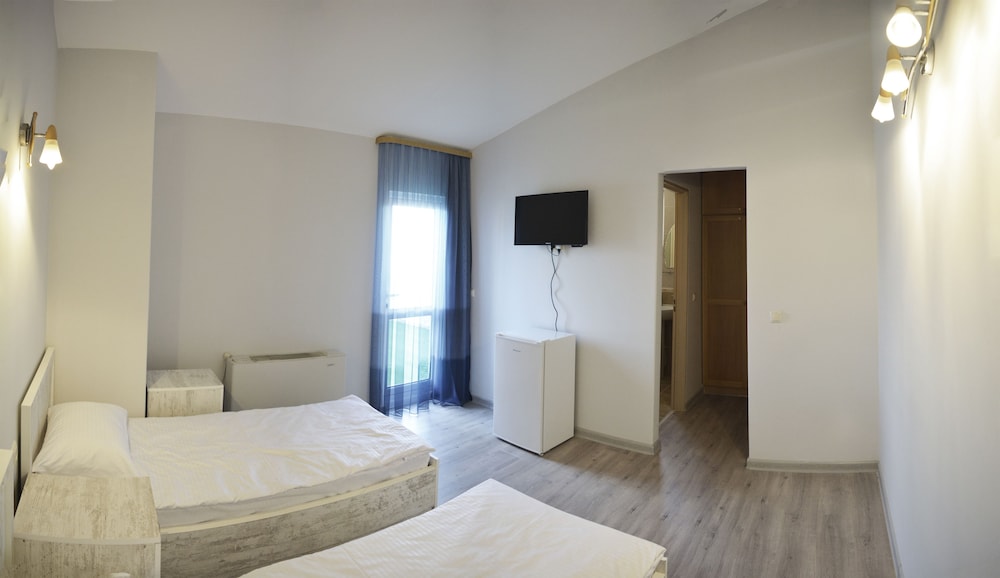 Yerevan Vacations - The Rooms Hostel Yerevan - Property Image 25