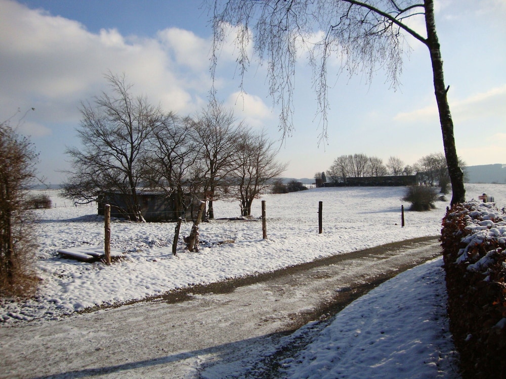 Photo 28