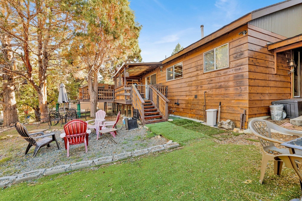 Entertainment Cabin #610
